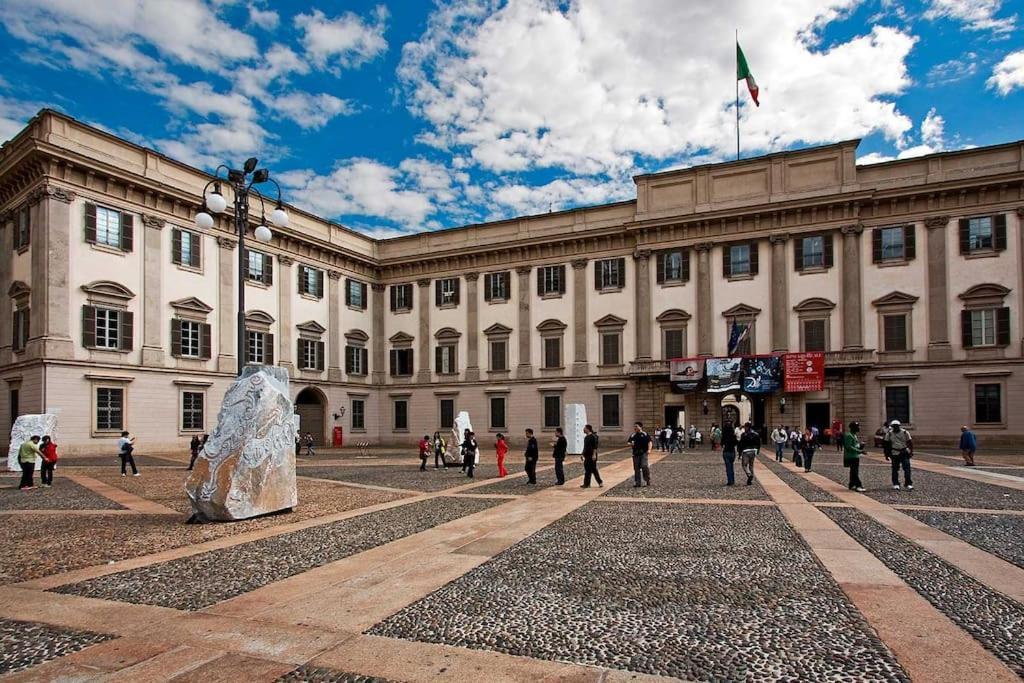 Duomo-San Babila-Tribunale Wifi-Netflix มิลาน ภายนอก รูปภาพ